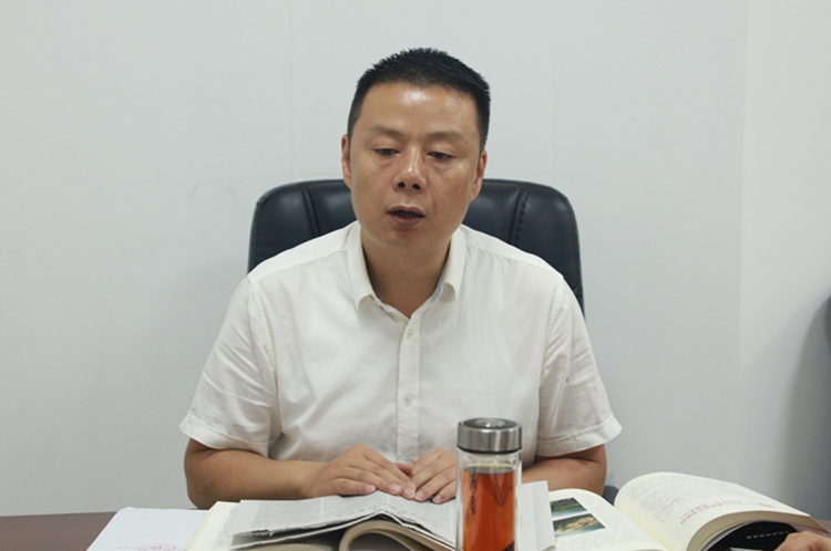  佛罗伦萨财政危机，出售核心换取资金  